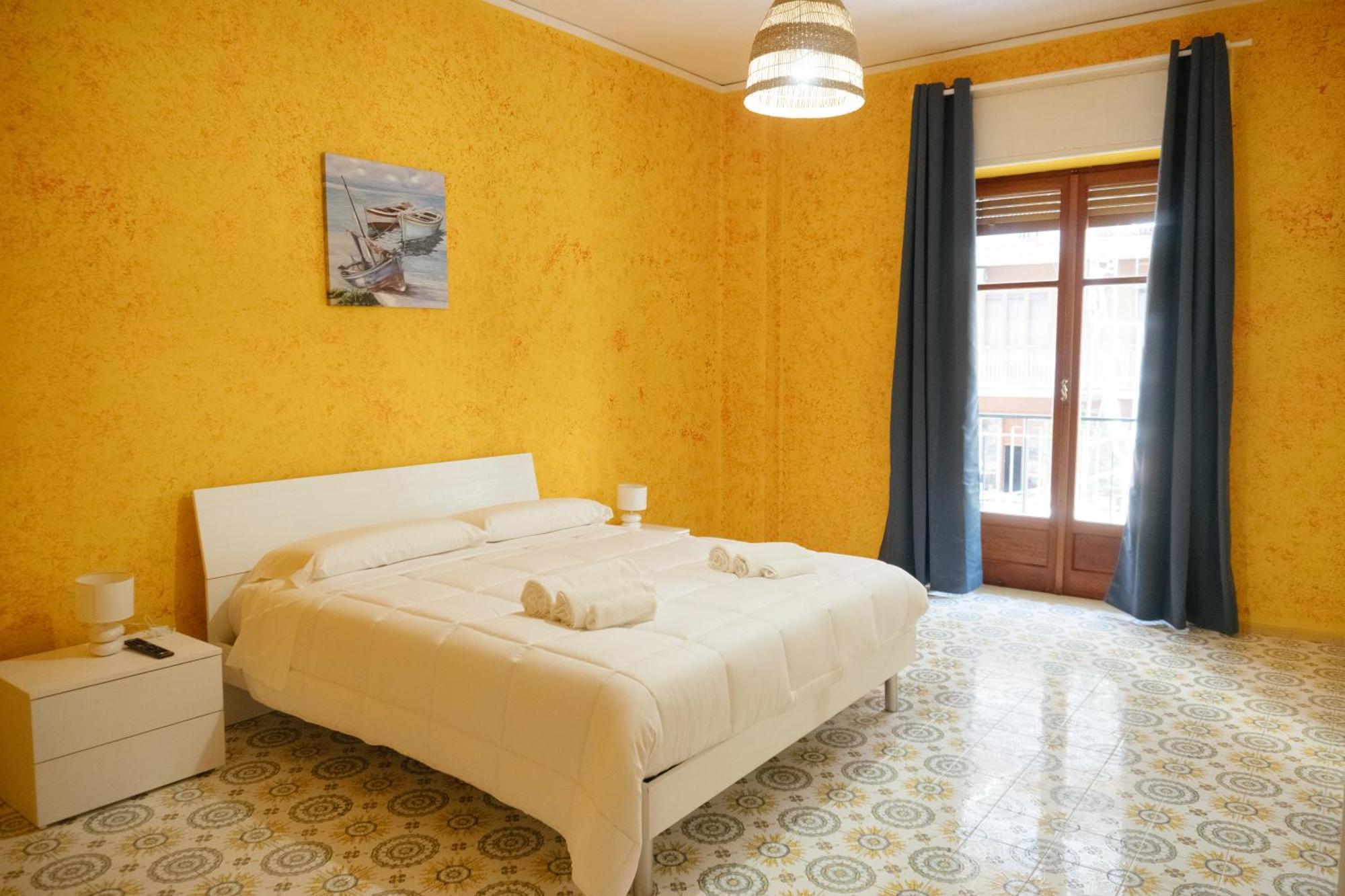 Domus Aurea Relax Room Salernes Extérieur photo