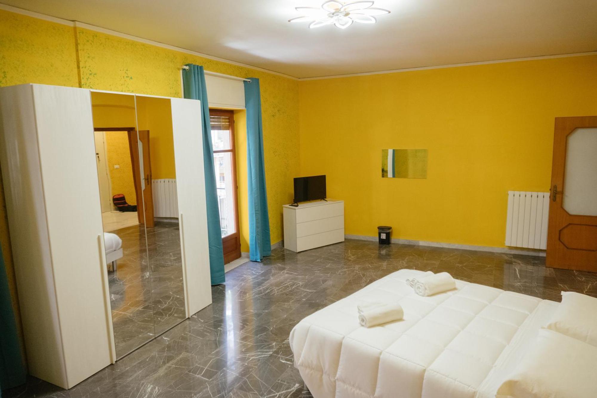 Domus Aurea Relax Room Salernes Extérieur photo